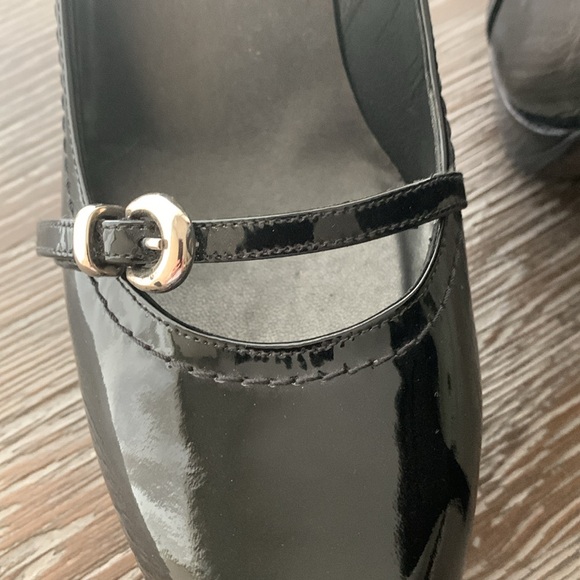 Stuart Weitzman Heels - Picture 3 of 8